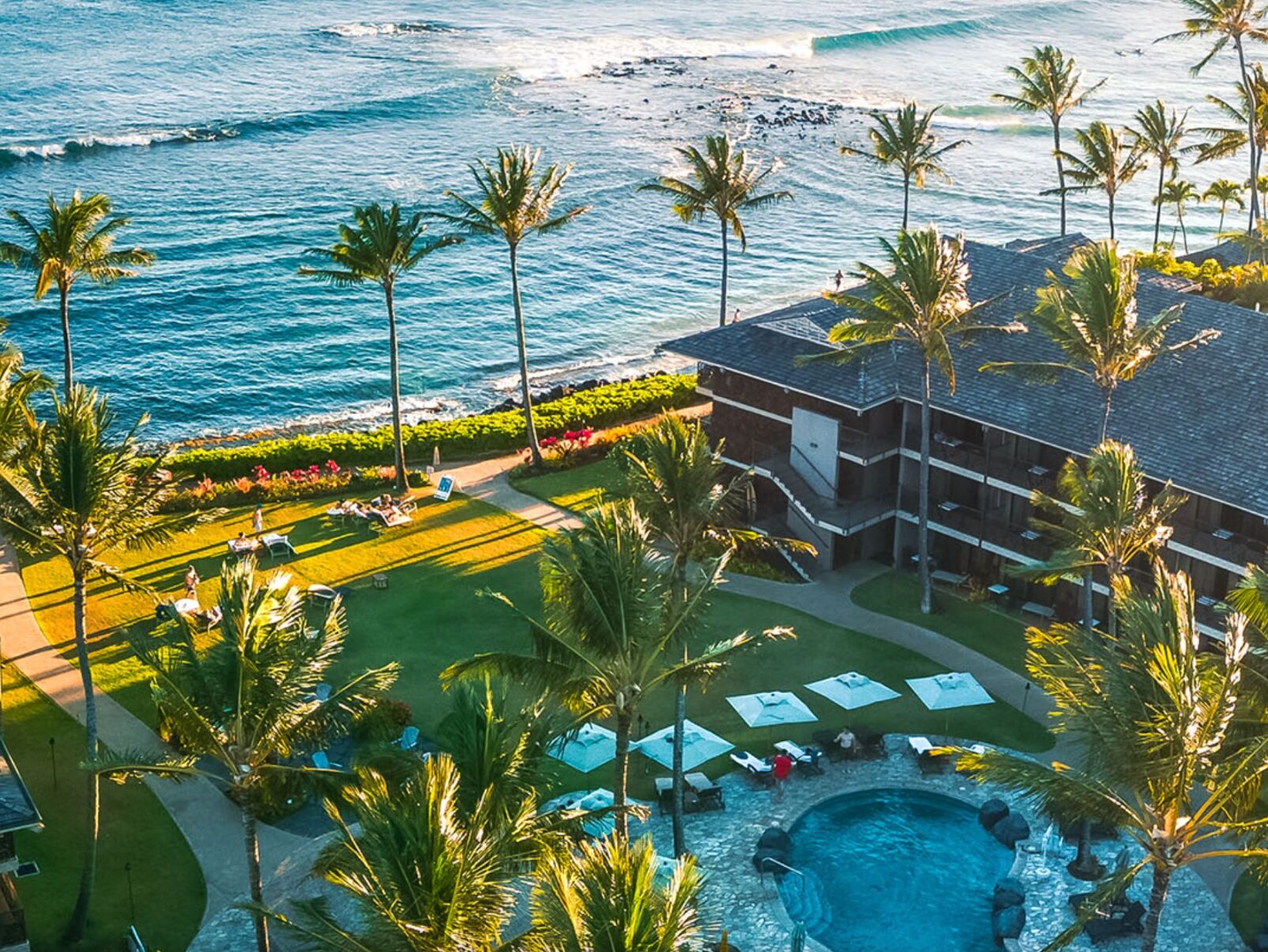Picture of Koʻa Kea Resort on Poipu Beach