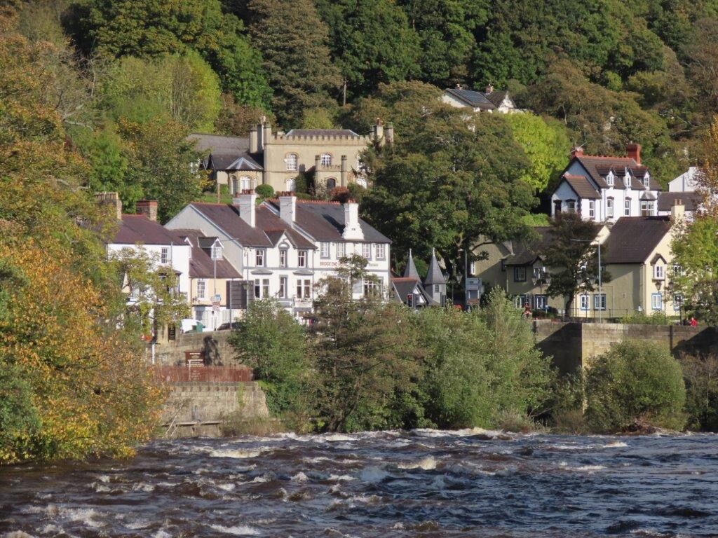 Picture of Bridge End Hotel