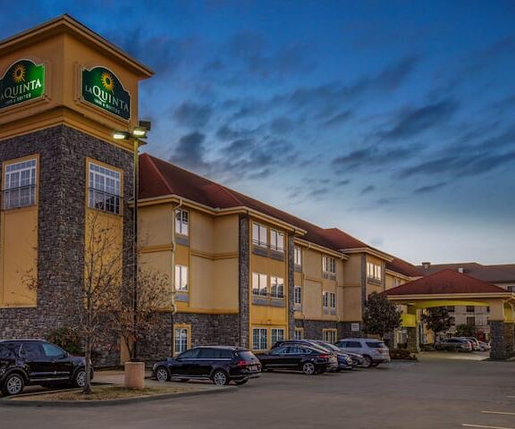 Picture of La Quinta Inn & Suites