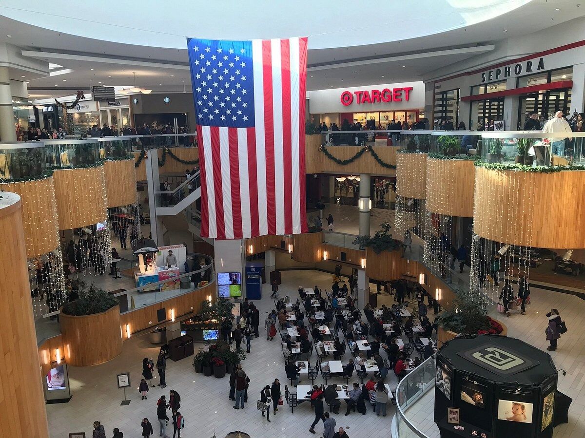 Picture of Holyoke Mall