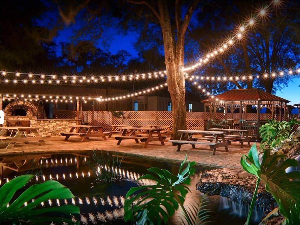 Picture of Whispering Oaks Winery