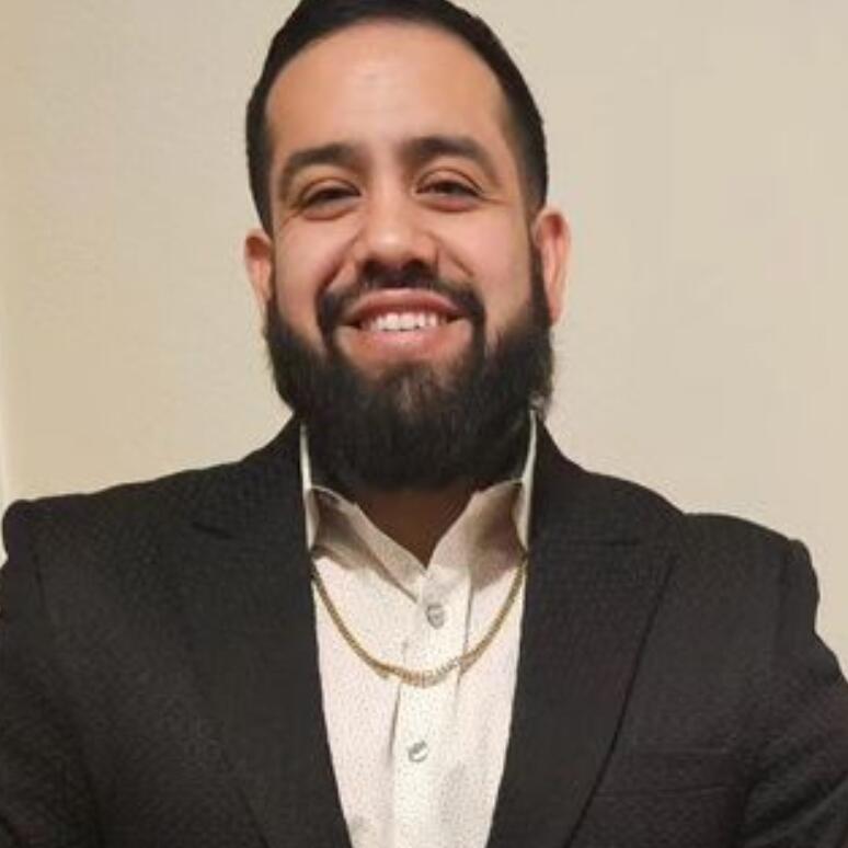 Abraham Ruiz 