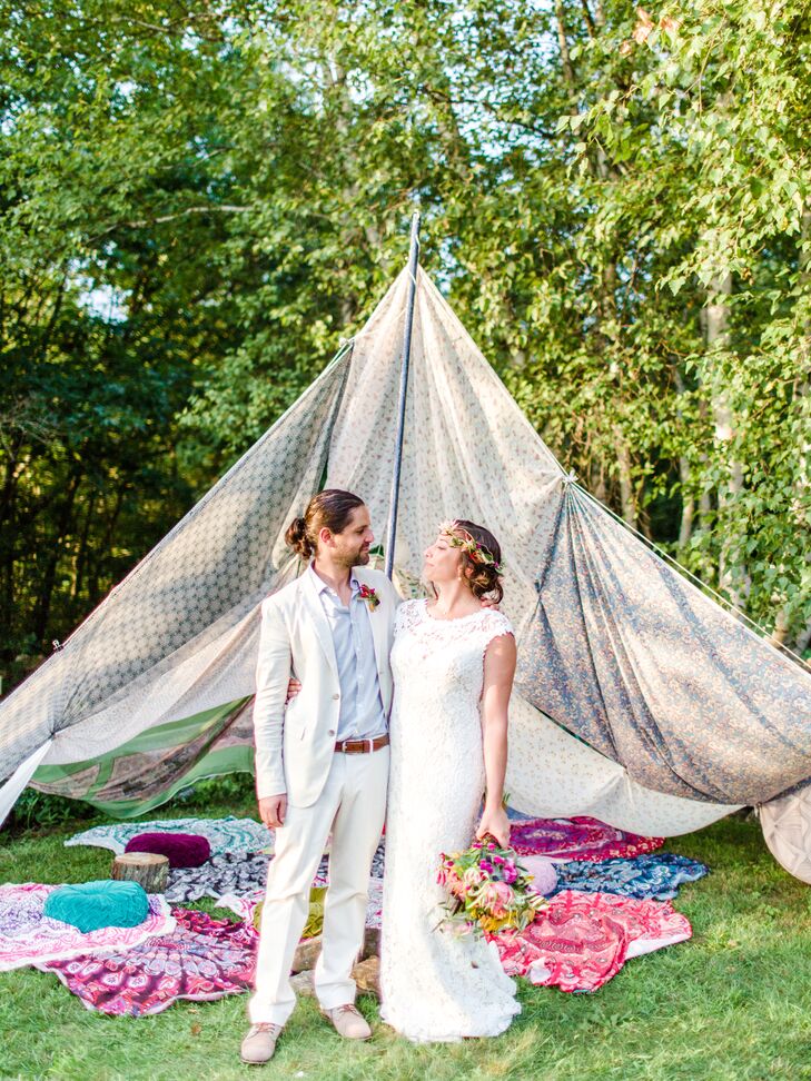 Keeping with the event’s low-key feel, Dor sported a light natural-colored suit, pale blue shirt and suede oxfords for his walk down the aisle. The light palette allowed his bright pink boutonniere to pop, adding a hint of playfulness to his wedding day look.