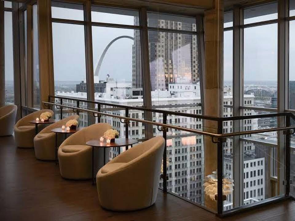 Picture of Magnolia Hotel St. Louis 