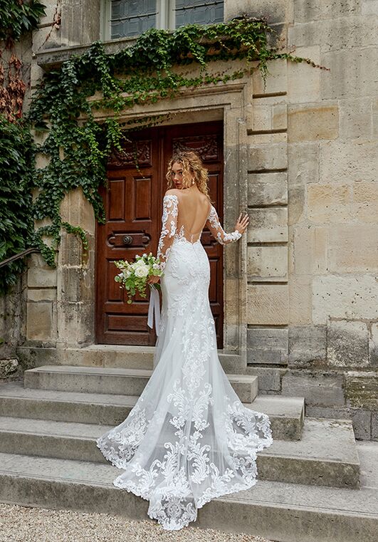 Essense of Australia D3961 Fit-and-Flare Wedding Dress - 7