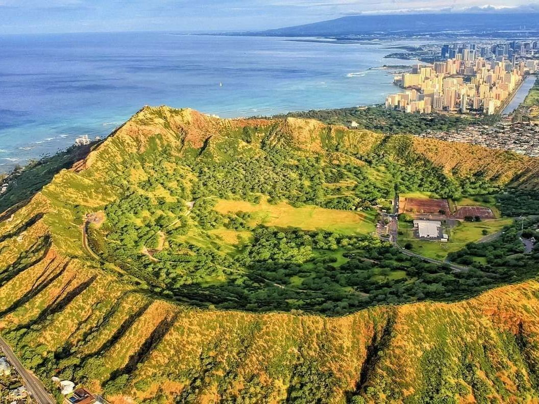 Picture of Diamond Head Crater Trailhead