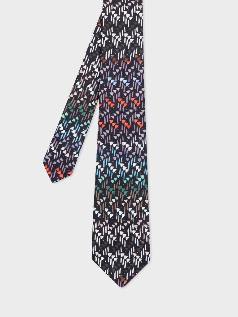 Funky patterned tie, men's wedding fashion trends 2023. 