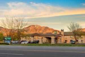 Picture of Quality Inn Logan near University