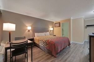 Picture of Econo Lodge Woodland near I-5