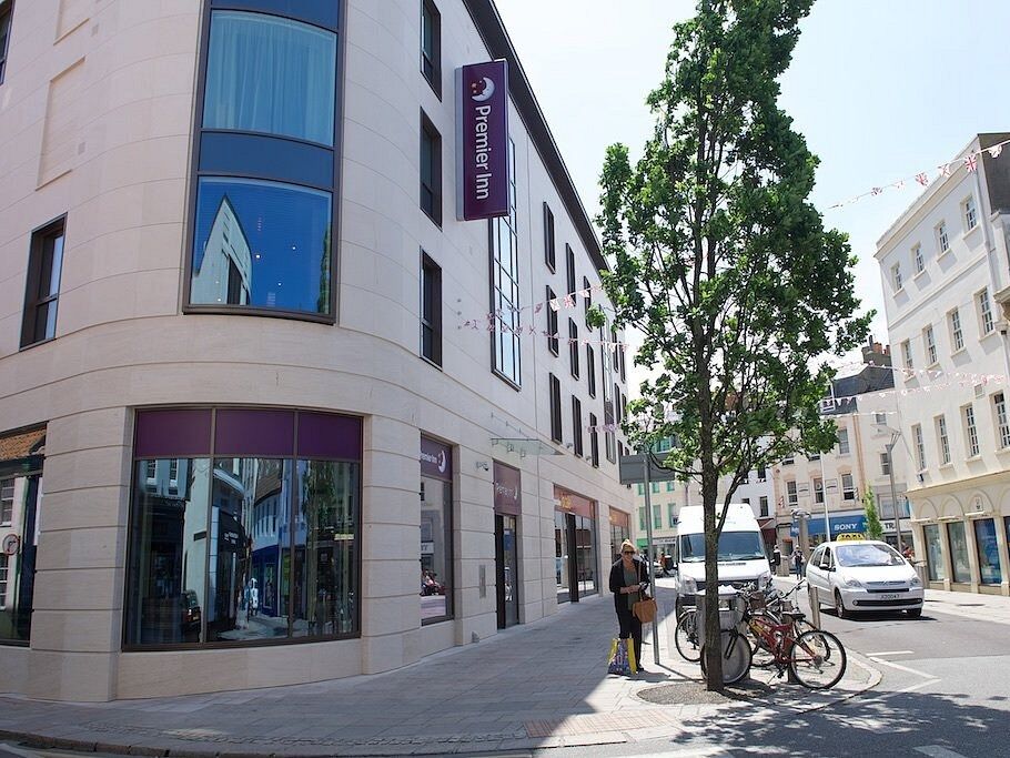 Picture of Premier Inn (Charing Cross) 