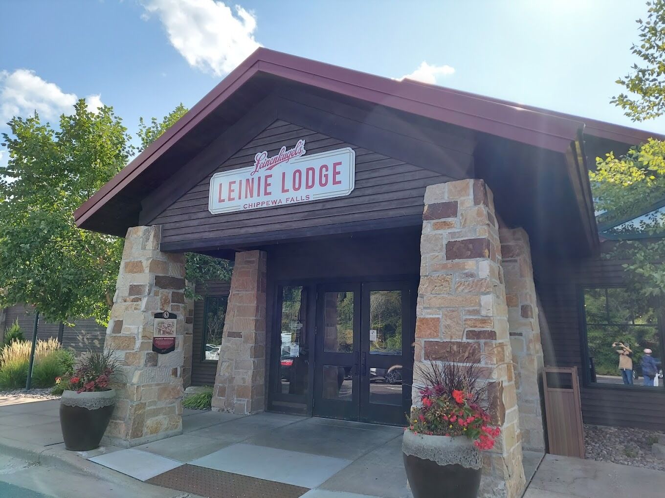 Picture of Leinie Lodge