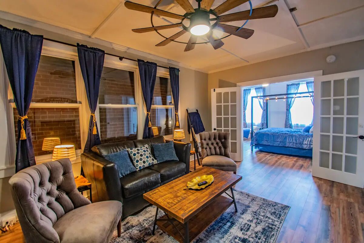 Picture of Charming Loft in Downtown WJ w/Free Parking