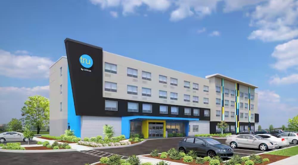 Picture of Tru By Hilton Oshkosh