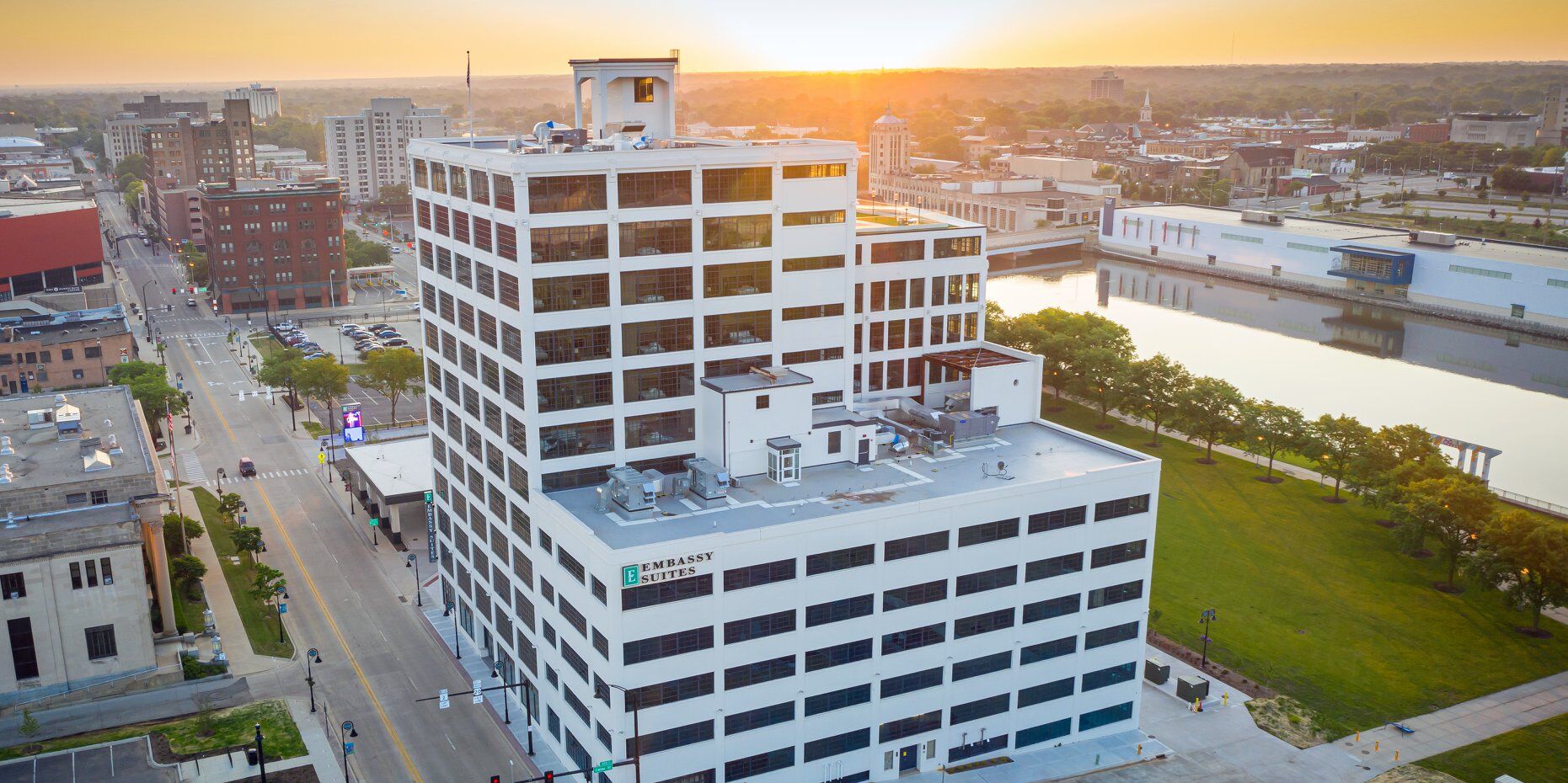 Picture of Embassy Suites Rockford