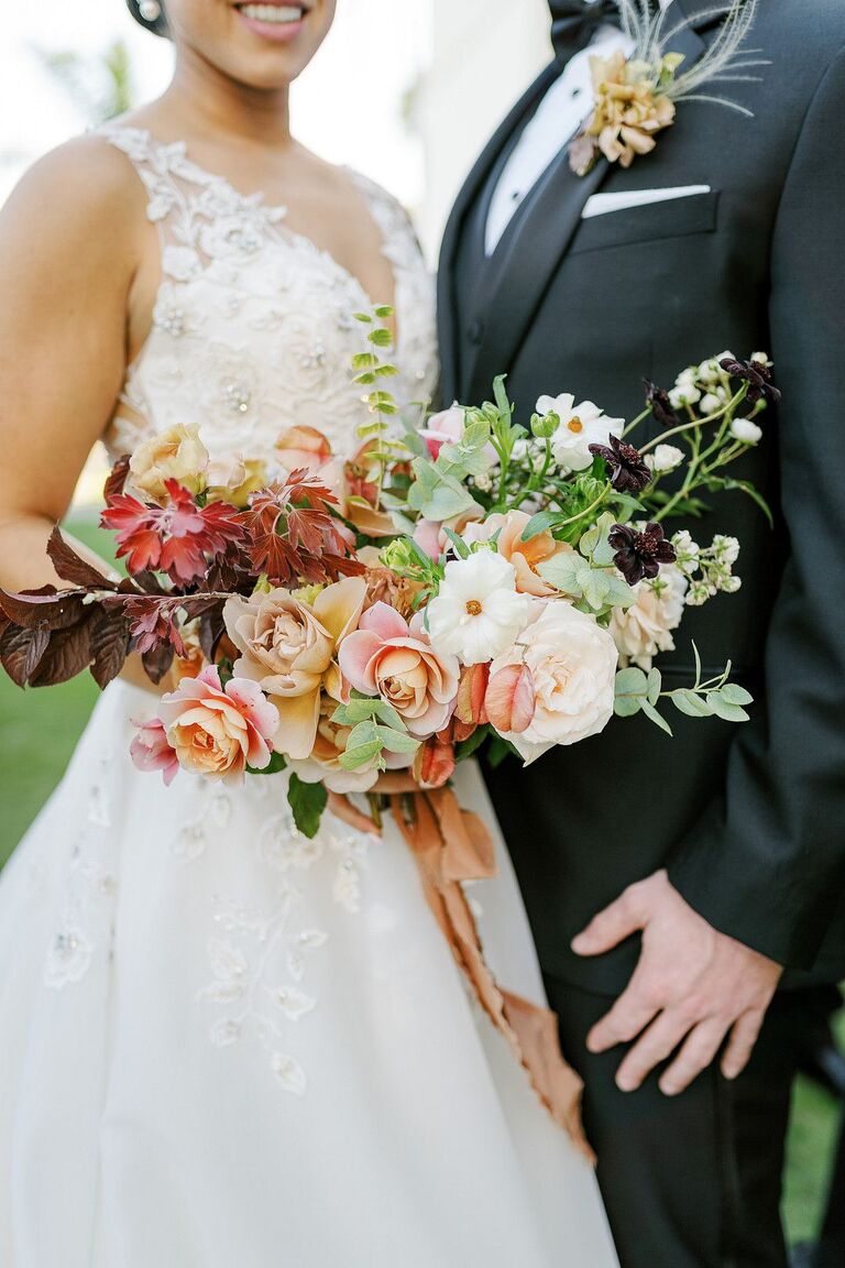 Burgundy-and-pink wedding bouquet