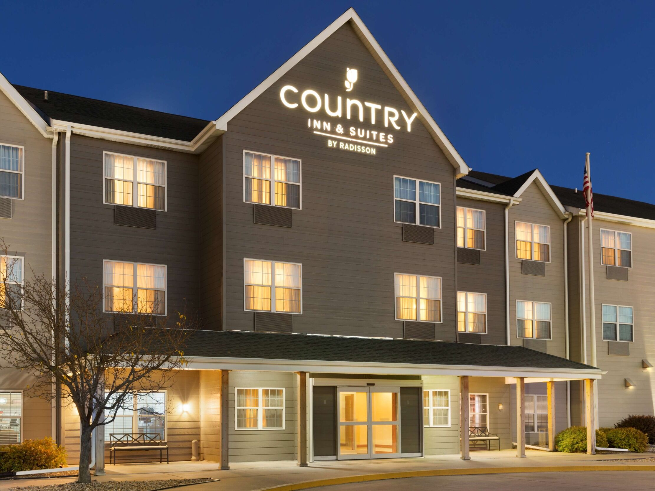 Picture of Country Inn & Suites by Radisson, Kearney, NE