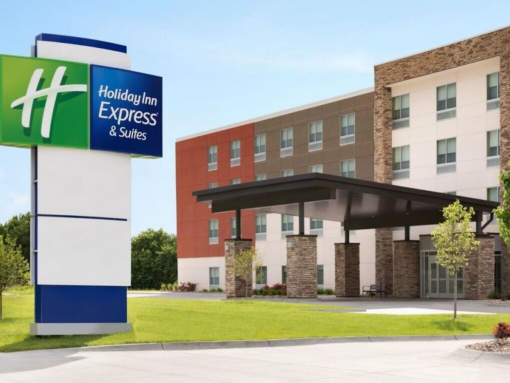 Picture of Holiday Inn Express & Suites