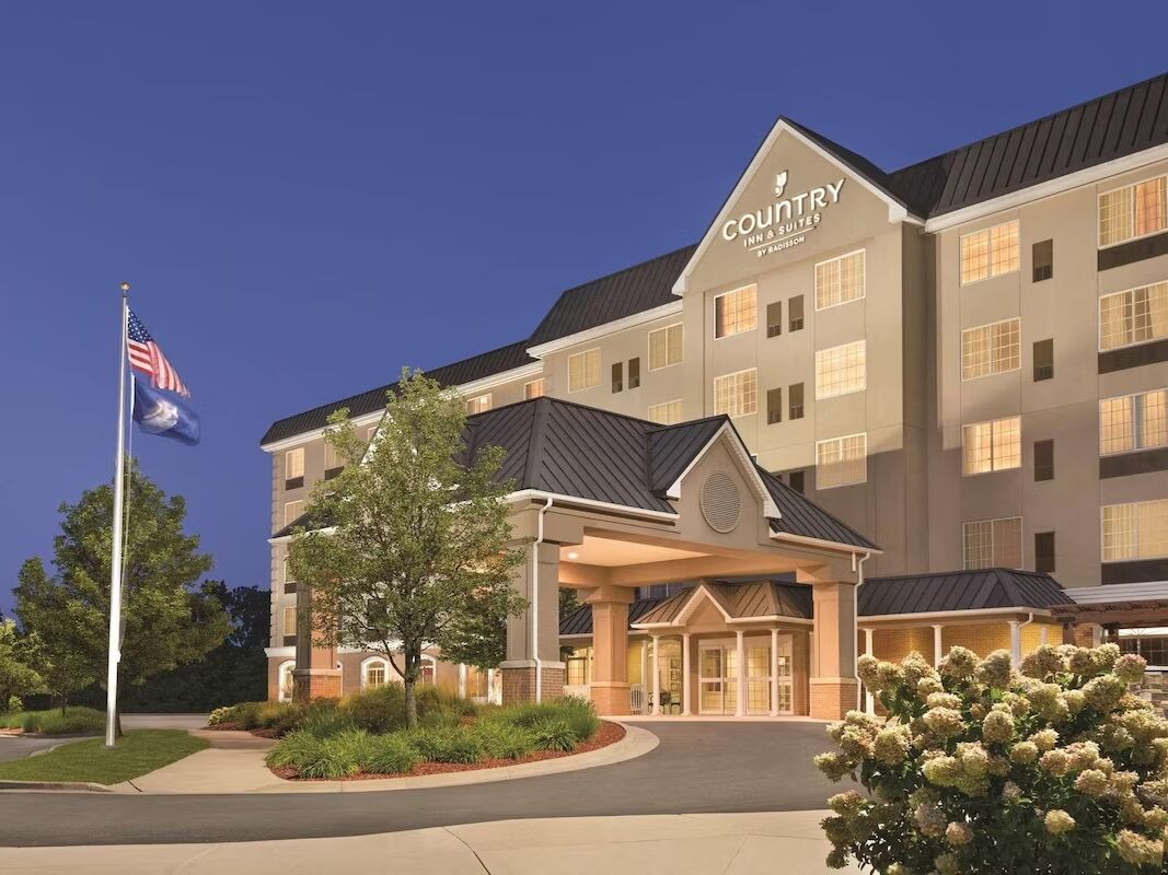 Picture of Country Inn & Suites by Radisson, Grand Rapids East, MI