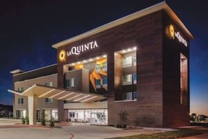 Picture of La Quinta Inn & Suites by Wyndham Houston Cypress