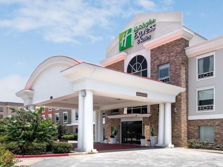 Picture of Holiday Inn Express & Suites Conroe I-45 North