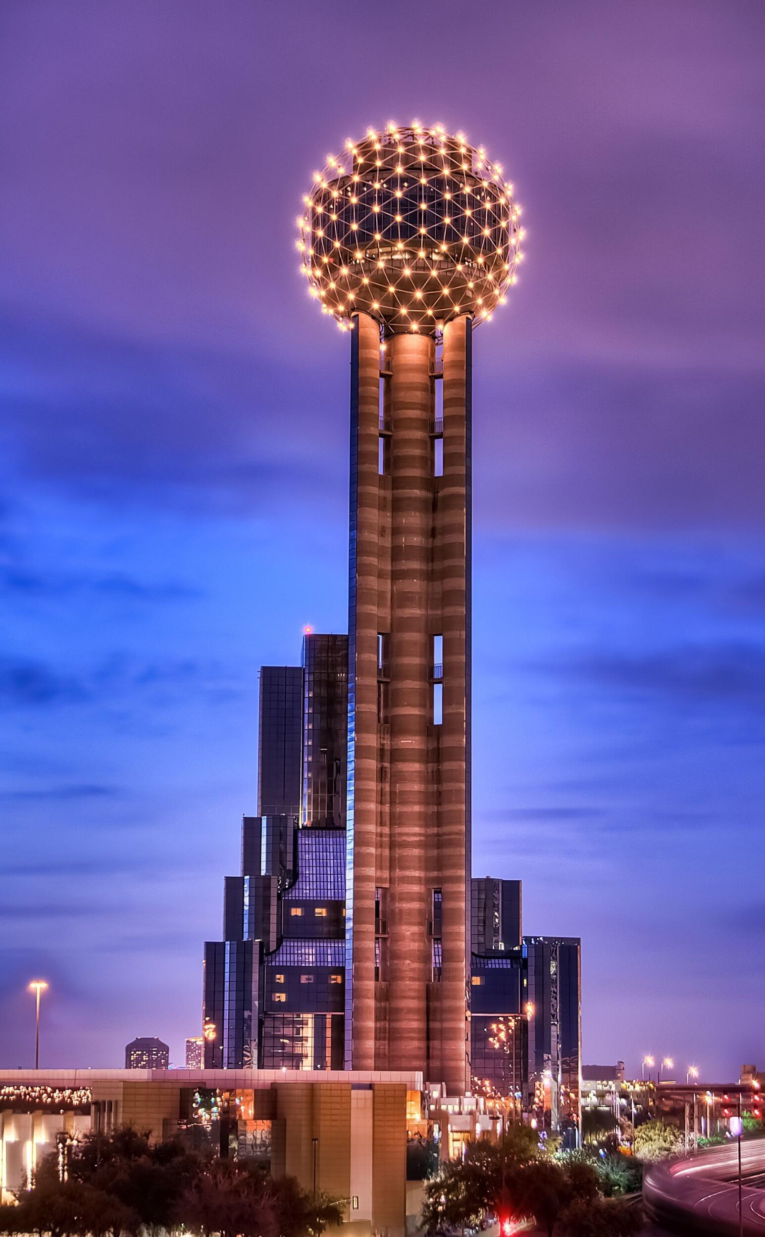 Picture of Reunion Tower