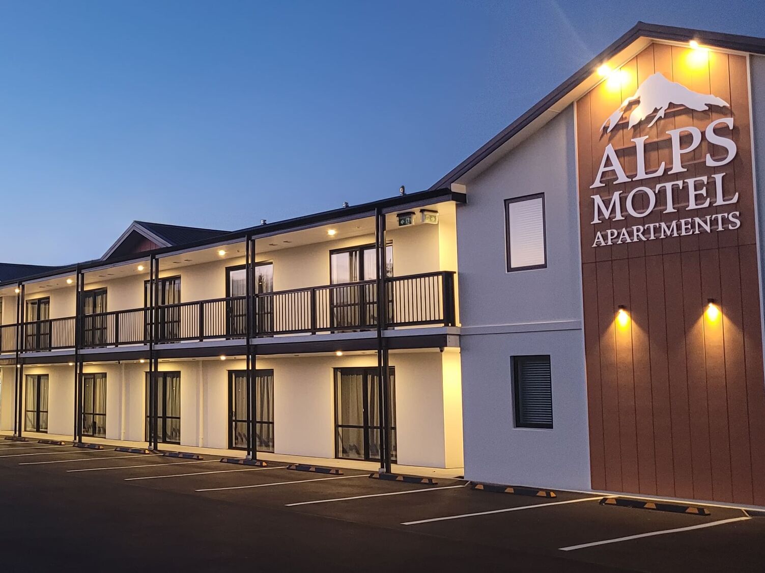 Picture of Alps Motel & Apartments