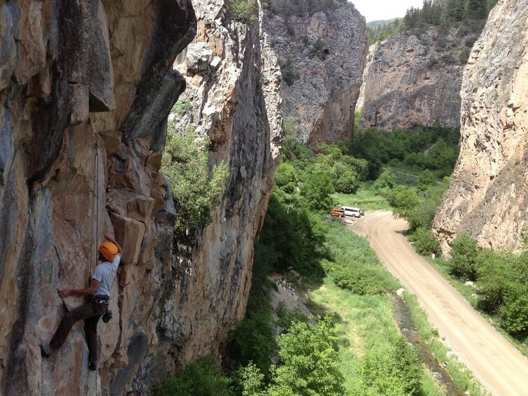 Picture of Rifle Mountain Park- Climbing