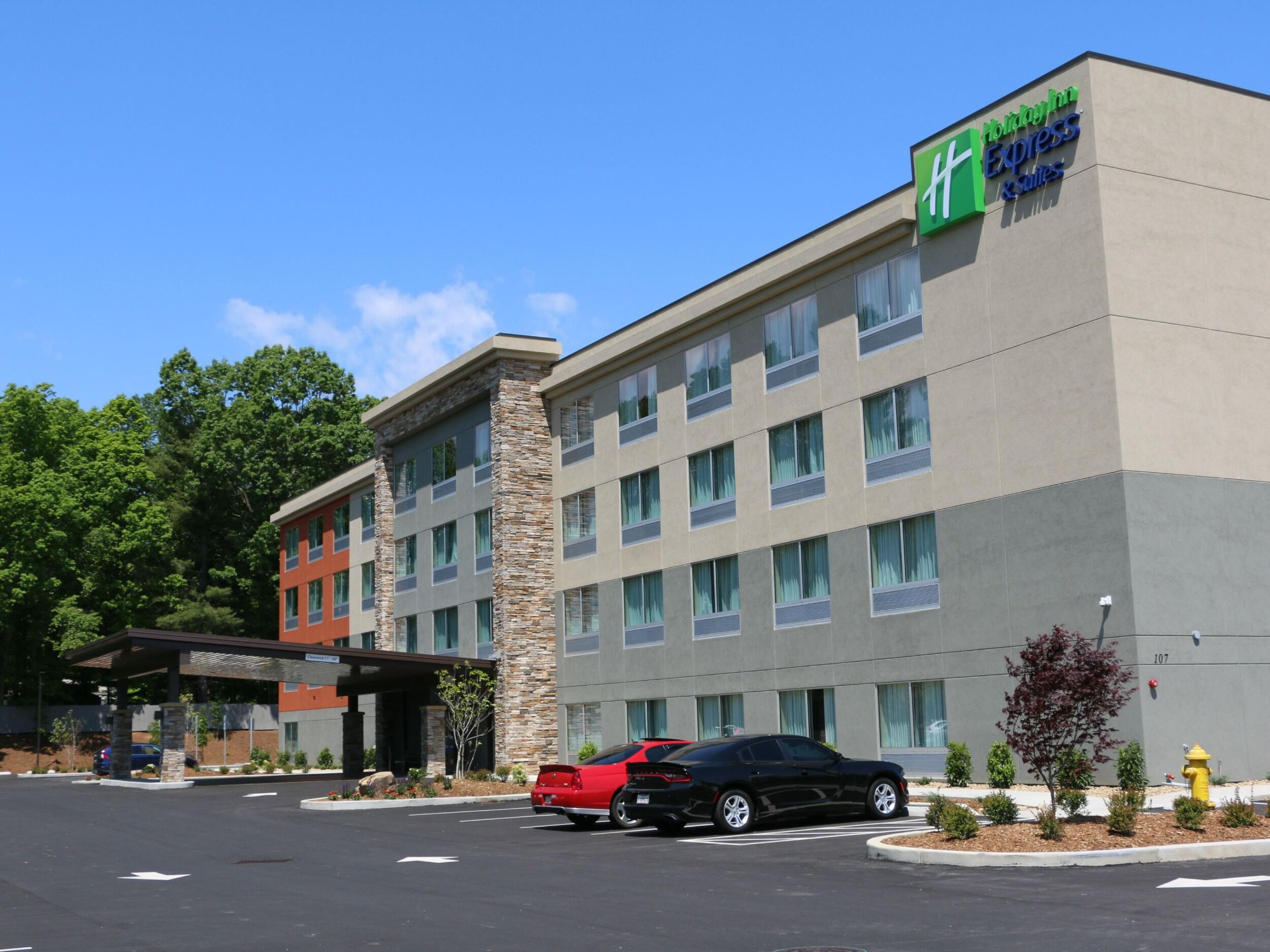 Picture of Holiday Inn Express & Suites Hendersonville SE - Flat Rock, an IHG Hotel