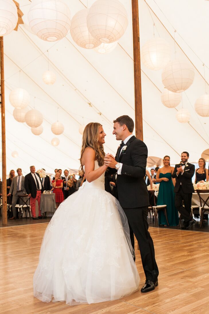 Caity and Nicholas carefully selected all of the music to set just the right tone for each part of the evening. For the reception and the after party, the couple hired The Sultans of Swing to get guests of all ages up out of their seats and dancing. “We had a 12-piece band at the Daniel Fisher House and a six-piece band at the Boathouse for the after party,” says Caity. “They were absolutely amazing!”