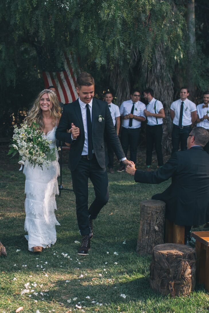 For their wedding, it was important for Rebekah and TJ to feel like themselves and be surrounded by the people they love. They hosted a laid-back affa