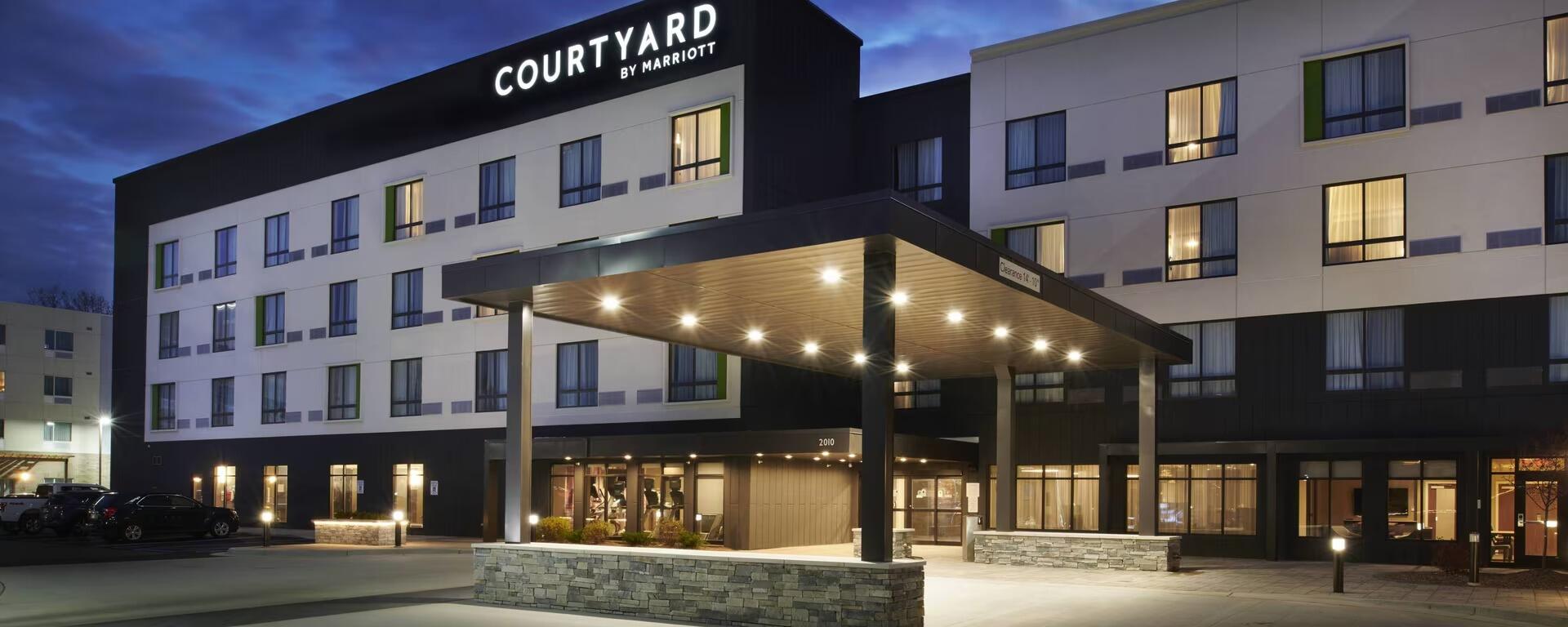 Picture of Courtyard Jackson