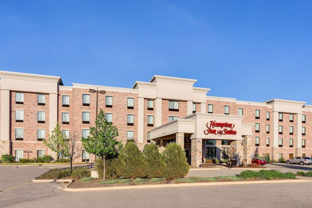 Picture of Hampton Inn & Suites West Bend
