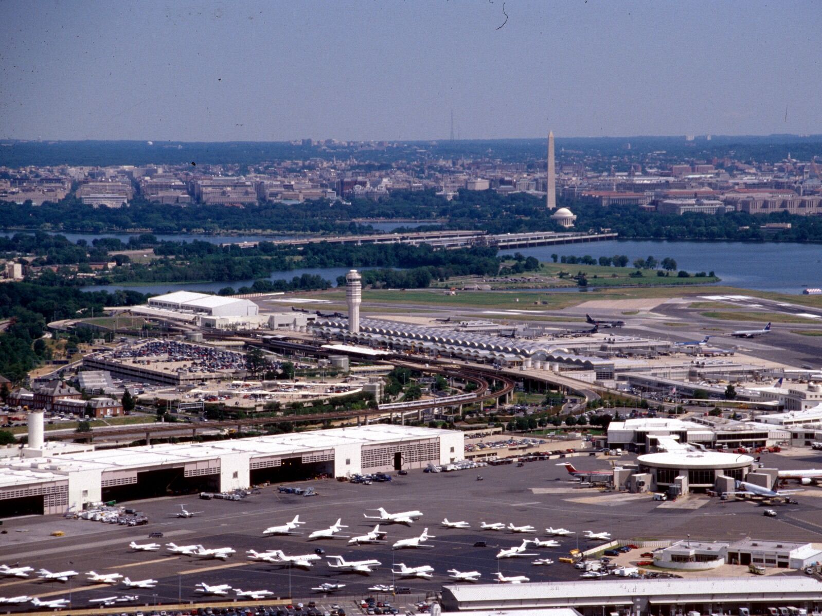 Picture of Ronald Reagan Washington National Airport