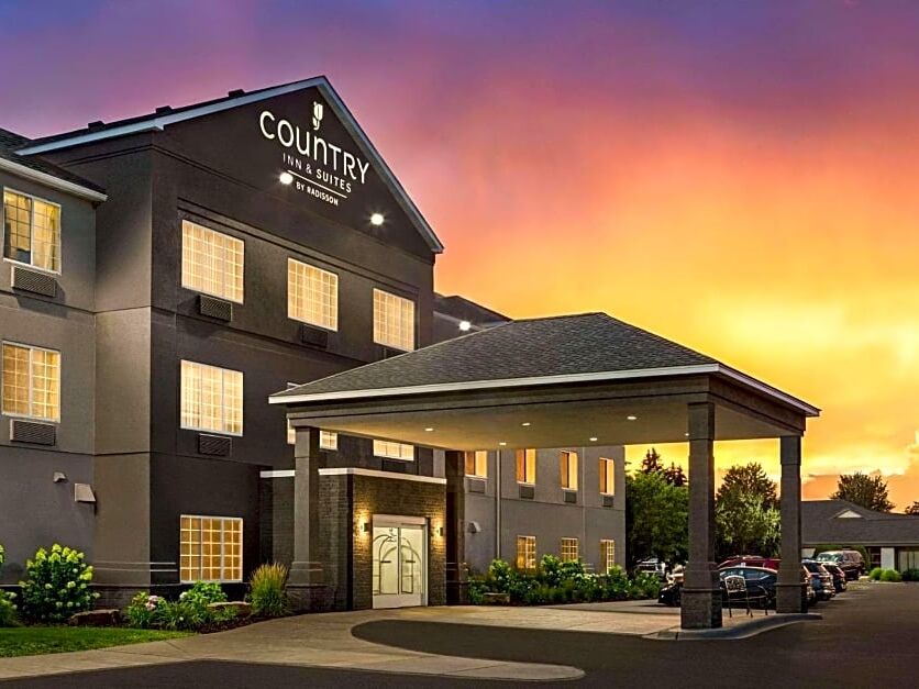 Picture of Country Inn & Suites by Radisson, Stillwater, MN