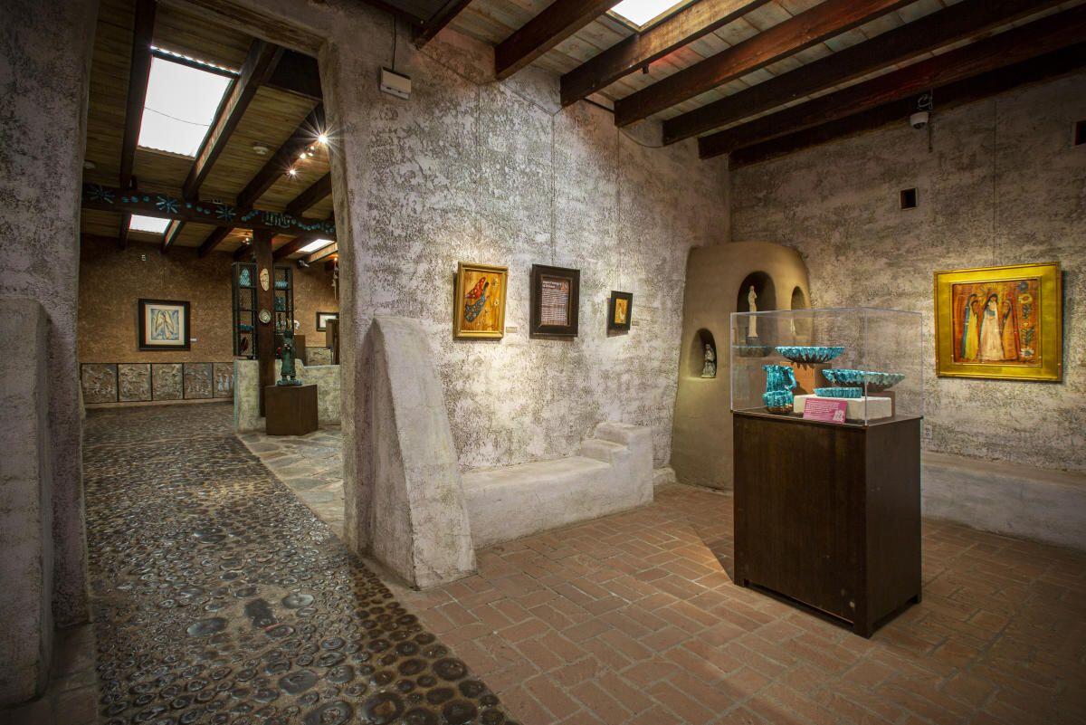 Picture of DeGrazia Gallery in the Sun
