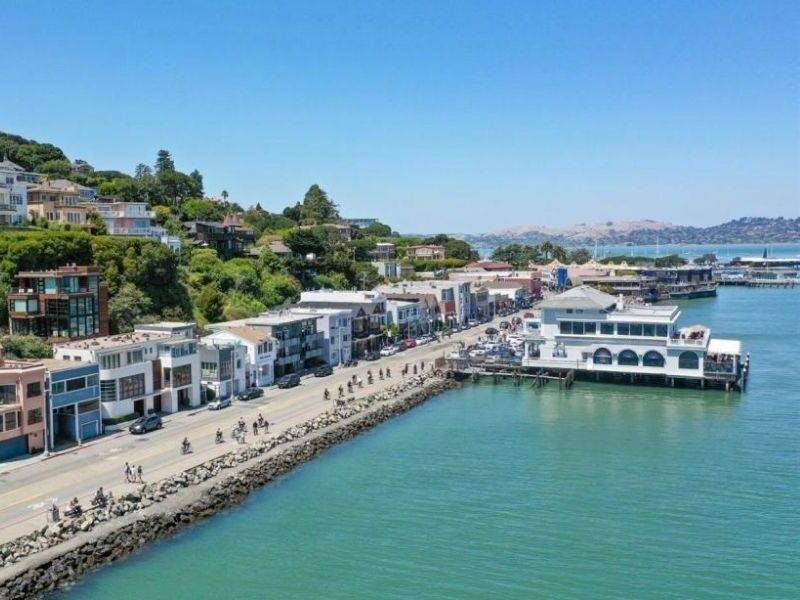 Picture of Downtown Sausalito