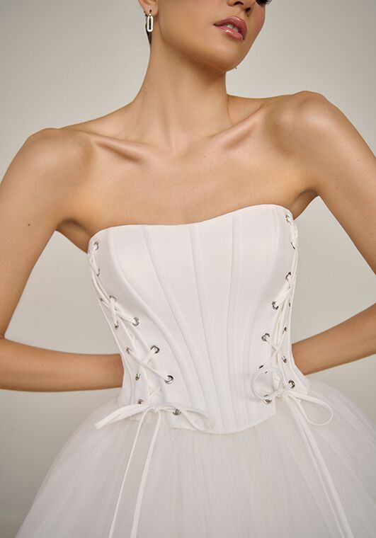 Justin Alexander Signature Lynx Ball Gown Wedding Dress - 6