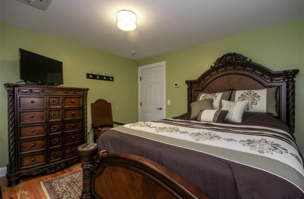 Picture of Cold Spring Hotel