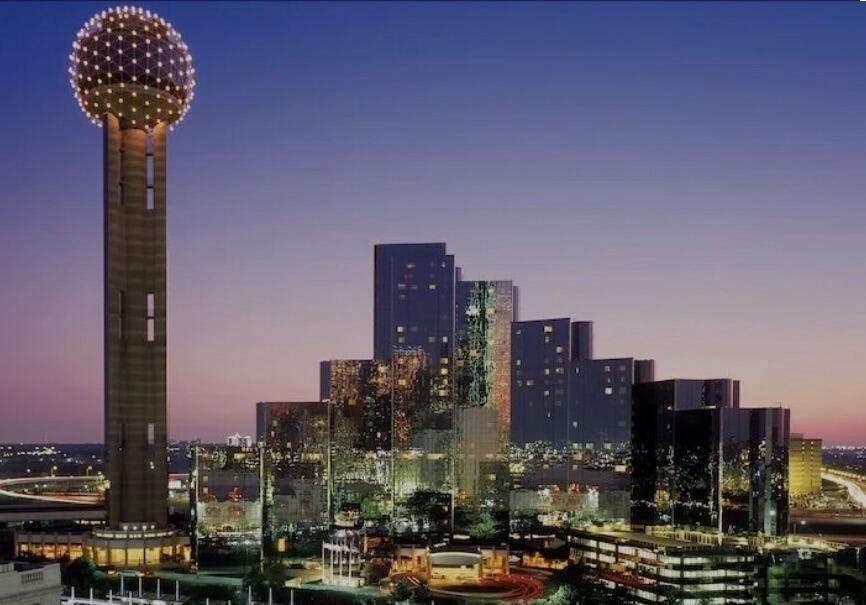 Picture of Reunion Tower