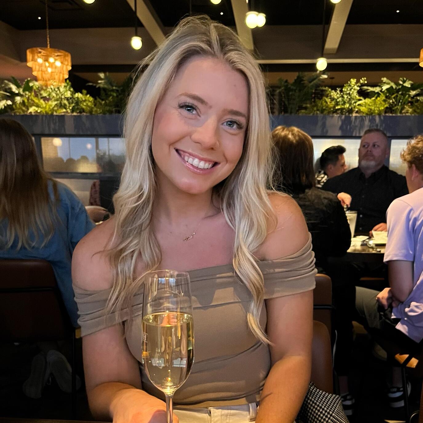 Julie Holden 