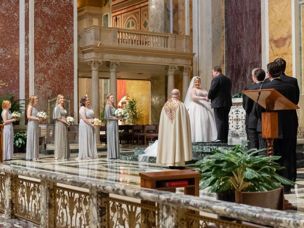 17 Catholic Wedding Traditions and Rituals, Explained interracial 1000x750 photo 17 Catholic Wedding Traditions and Rituals, Explained