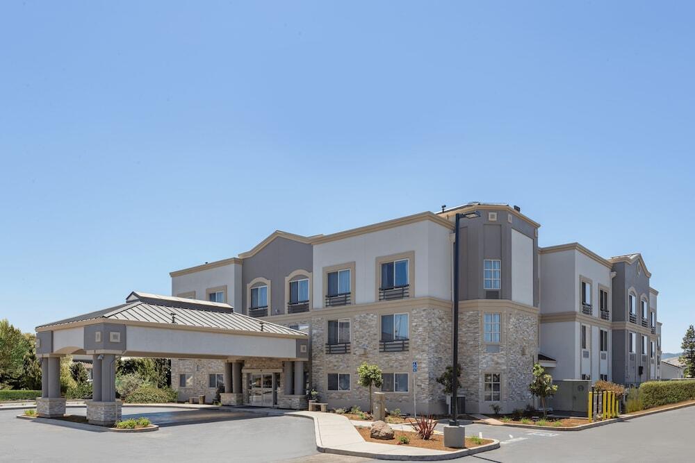 Picture of Holiday Inn Express Hotel & Suites San Jose-Morgan Hill by IHG