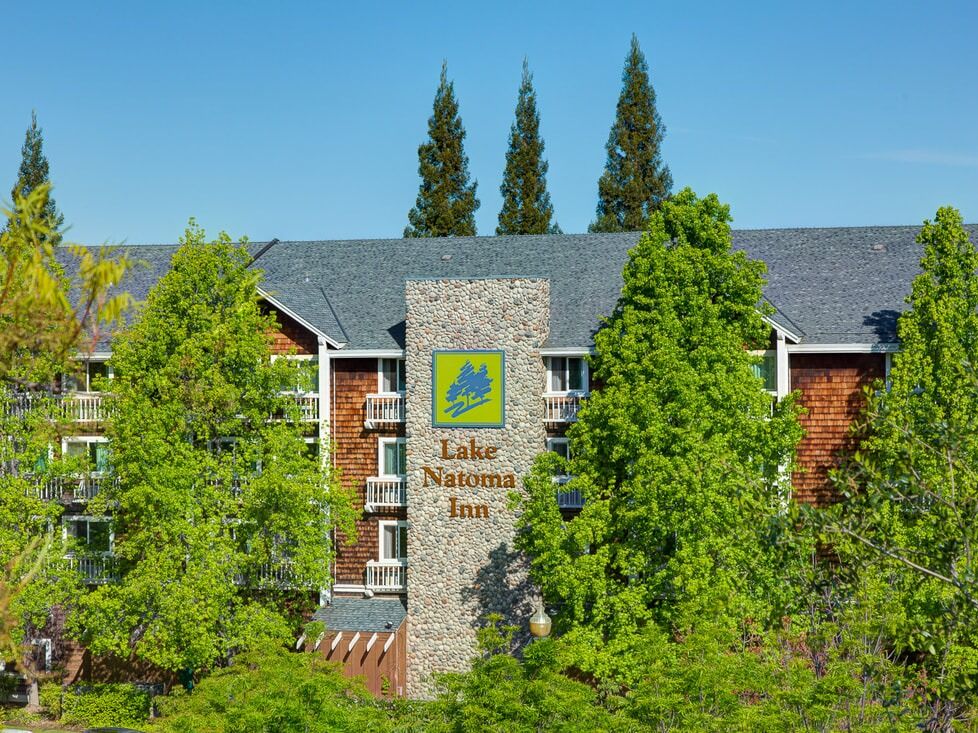 Picture of Lake Natoma Inn
