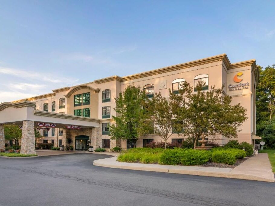 Picture of Comfort Inn & Suites