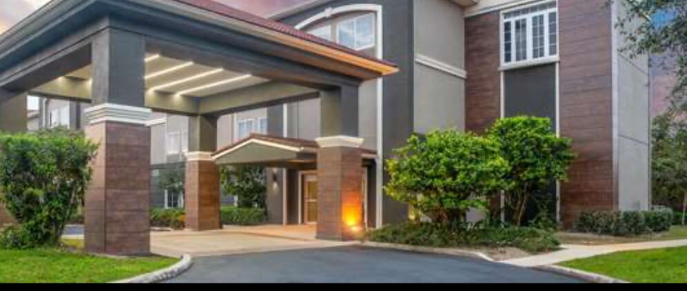 Picture of La Quinta Inn & Suites by Wyndham Sebring