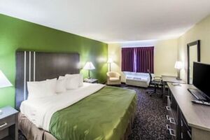 Picture of Quality Inn Decatur near US 224