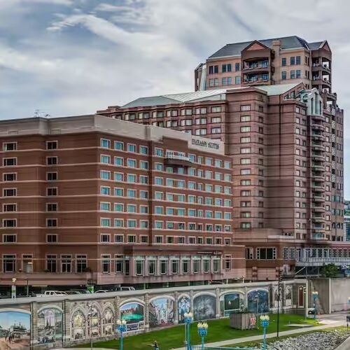 Picture of Embassy Suites by Hilton Cincinnati RiverCenter
