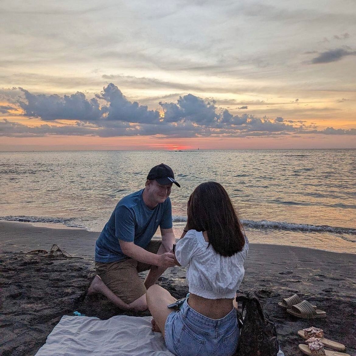 Picture of How did he propose?