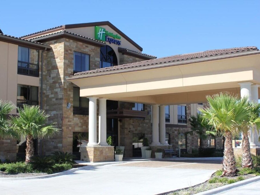 Picture of Holiday Inn Express & Suites Austin NW - Lakeway