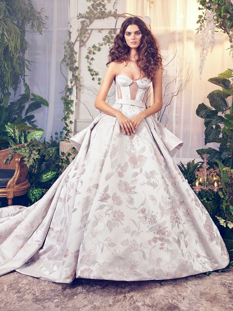 ball gown wedding dress